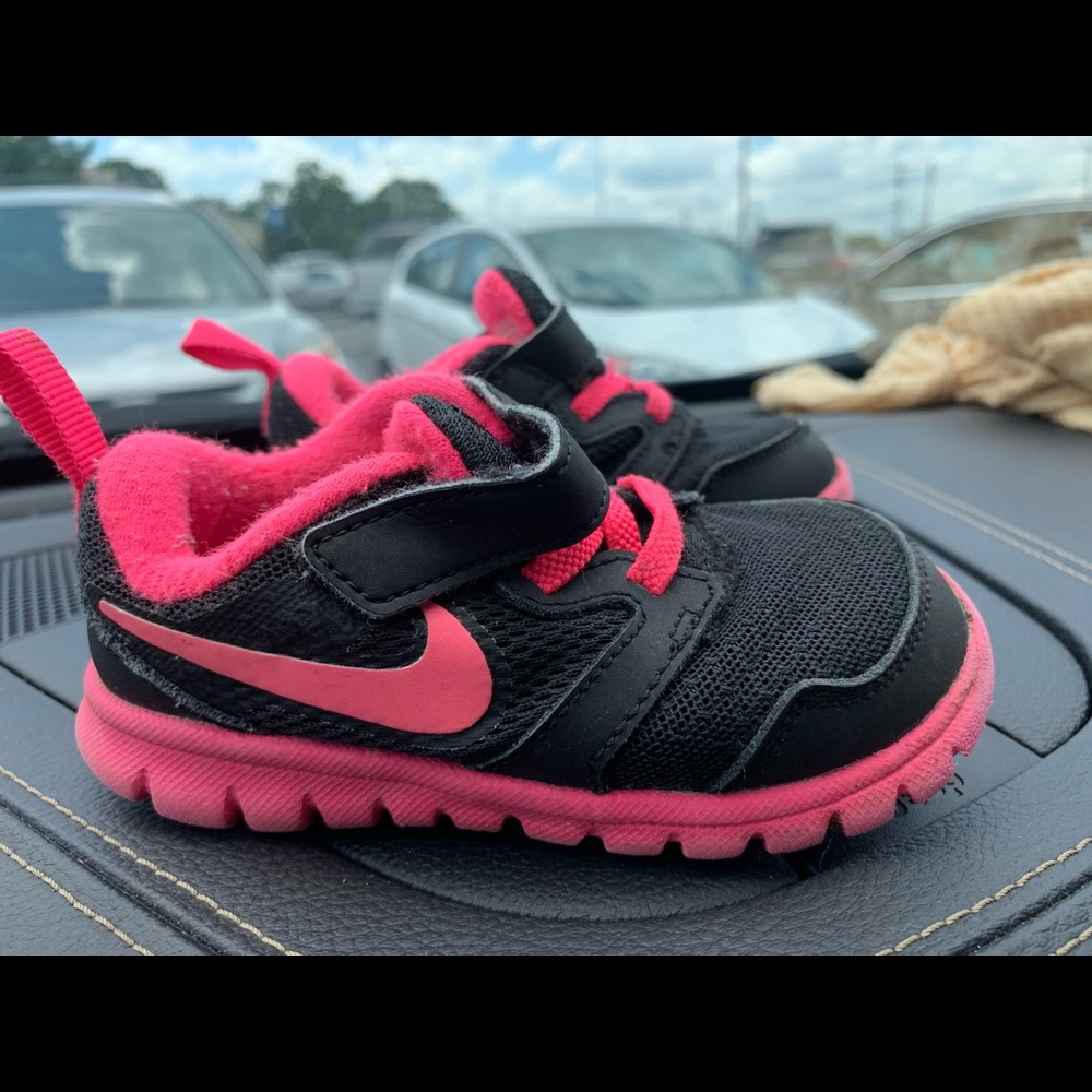 Nike 7c black and pink shoes